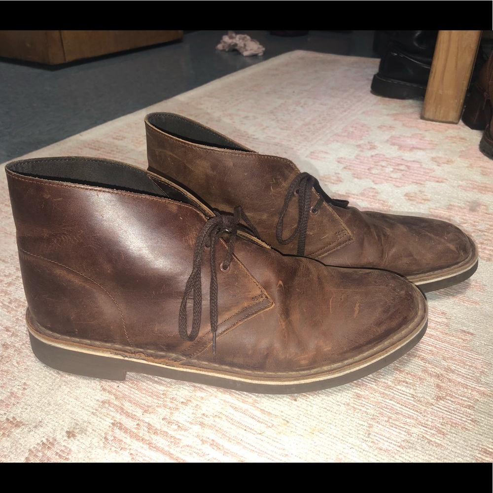 men’s clark’s desert boots